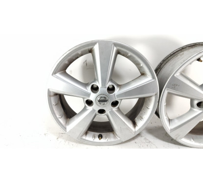 N.4 Cerchi In Lega Nissan R17 5x114,3 Foro Centrale 66 Et40 6,5J