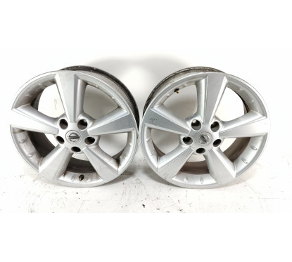 N.4 Cerchi In Lega Nissan R17 5x114,3 Foro Centrale 66 Et40 6,5J