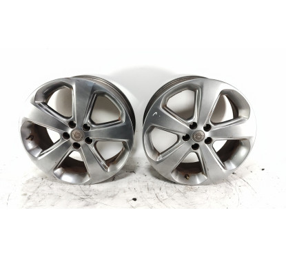 N.4 Cerchi In Lega Opel Astra J R18 5x105 Foro Centrale 56,6 7J Difetto Colore